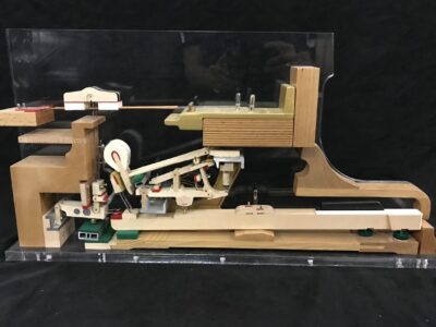 O-9/35-V3° Grand action model 2 keys with key top lid