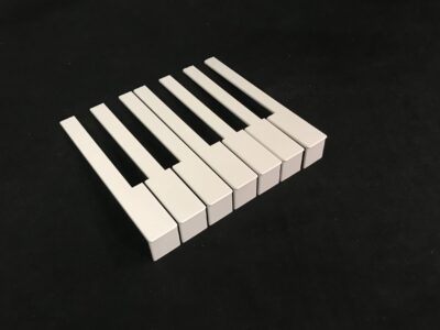 O-5/43-1 keytops broken white with front